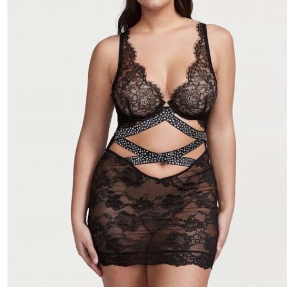 New! Victoria’s Secret Black Lace Slip Dress Size Medium 41750